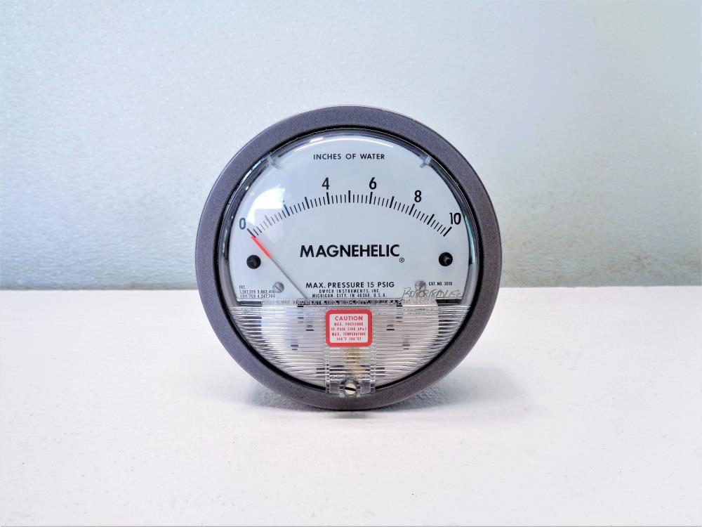 Lot of (5) Dwyer Magnehelic Differential Pressure Gauges, 0-10 in. Water, #2010